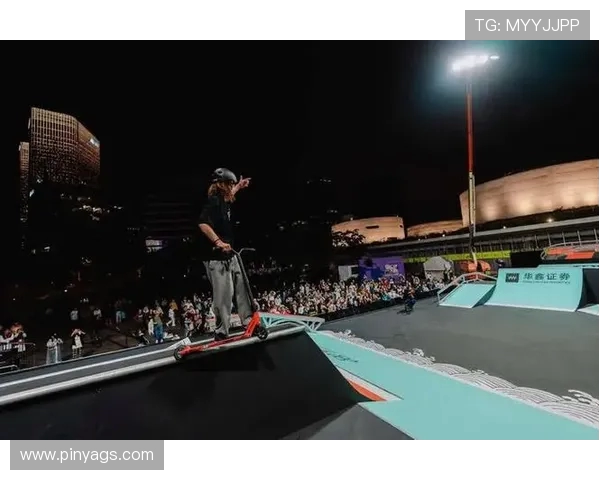 杭州滑板队逆袭之路揭秘极限运动联赛背后的奋斗与荣耀 杭州滑板队逆袭之路揭秘极限运动联赛背后的奋斗与荣耀