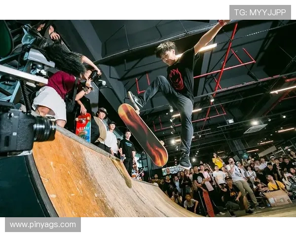 深圳攀岩队在世界滑板锦标赛中的精彩表现与状态分析