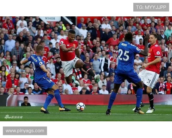 2018年曼联对阵莱斯特城精彩比赛录像回顾与分析