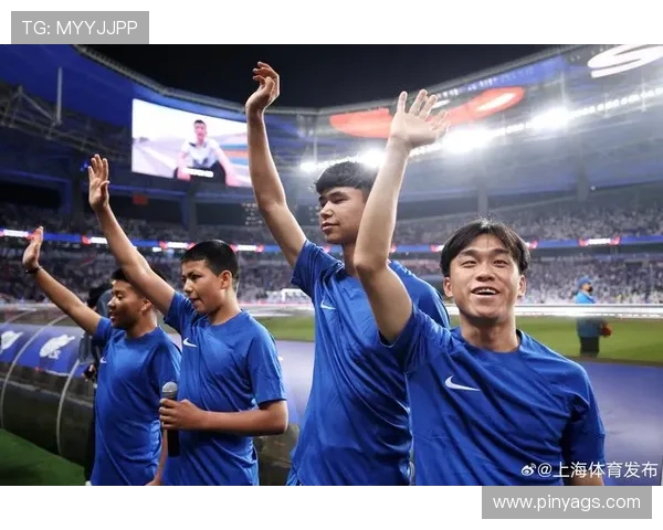 上海足球队状态变革引发热议球迷期待新篇章与未来发展